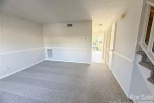 1022 Surry Ln, Gastonia, NC 28054 - Photo 3