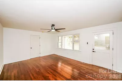 1522 7th Avenue Drive SW, Hickory, NC 28602 - Photo 5