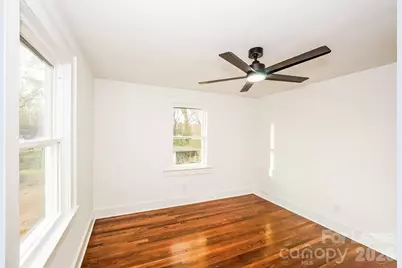 1522 7th Avenue Drive SW, Hickory, NC 28602 - Photo 15