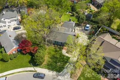 2009 Hassell Place, Charlotte, NC 28209 - Photo 7