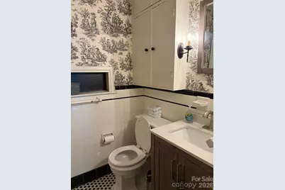2009 Hassell Place, Charlotte, NC 28209 - Photo 17