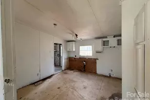 2137 Plumcrest Ln, Clover, SC 29710 - Photo 11