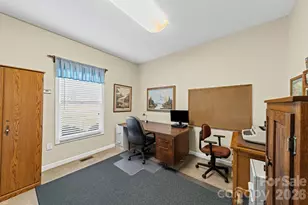 6604 Lowesville Ln, Stanley, NC 28164 - Photo 15