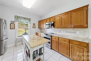 6604 Lowesville Ln, Stanley, NC 28164 - Photo 31