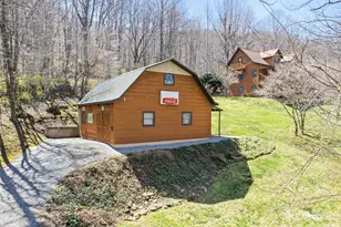 89 Stump Ln, Maggie Valley, NC 28751 - Photo 21