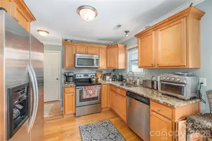 22 Barnett Shoals Dr, Weaverville, NC 28787 - Photo 7