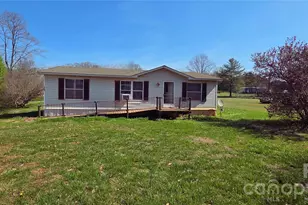 1797 Sprouse St, Lincolnton, NC 28092 - Photo 1