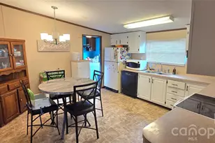 1797 Sprouse St, Lincolnton, NC 28092 - Photo 7