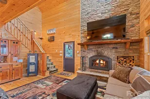 693 High Splendor Rd, Robbinsville, NC 28771 - Photo 5