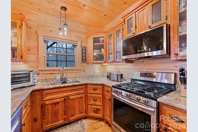 693 High Splendor Road, Robbinsville, NC 28771 - Photo 11