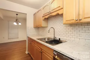 4912 Sardis Rd, Charlotte, NC 28270 - Photo 7