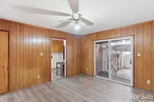 2523 Briargrove Dr, Charlotte, NC 28215 - Photo 13