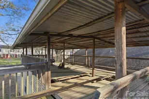 2523 Briargrove Dr, Charlotte, NC 28215 - Photo 29