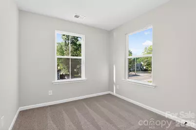 341 N Hoskins Road, Charlotte, NC 28216 - Photo 17