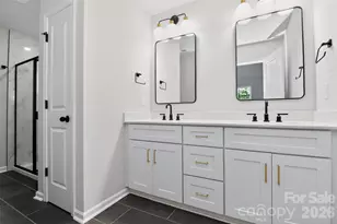 341 N Hoskins Rd, Charlotte, NC 28216 - Photo 11