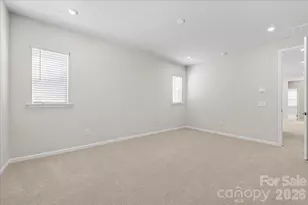 8426 Discovery Ln, Charlotte, NC 28216 - Photo 21