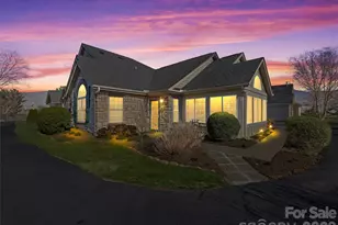 81 Outlook Cir, Swannanoa, NC 28778 - Photo 25