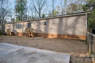 308 E Cleveland Ave, Bessemer City, NC 28016 - Photo 27