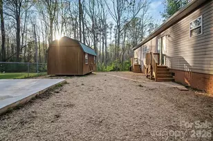 308 E Cleveland Ave, Bessemer City, NC 28016 - Photo 29