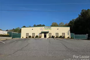 135 Joshua Ct, Lincolnton, NC 28092 - Photo 1