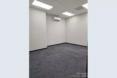 135 Joshua Court, Lincolnton, NC 28092 - Photo 3