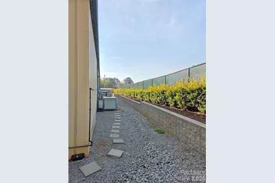 135 Joshua Court, Lincolnton, NC 28092 - Photo 23