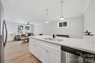1298 18th St NE, Hickory, NC 28601 - Photo 5