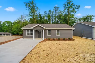 1298 18th Street NE, Hickory, NC 28601 - Photo 1