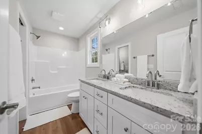 1298 18th Street NE, Hickory, NC 28601 - Photo 9