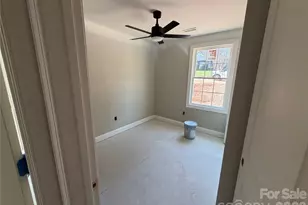 1298 18th St NE, Hickory, NC 28601 - Photo 11