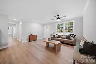 1298 18th St NE, Hickory, NC 28601 - Photo 3