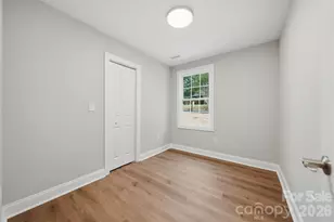 1298 18th St NE, Hickory, NC 28601 - Photo 15