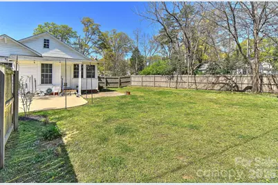 704 S Chester Street, Gastonia, NC 28052 - Photo 37