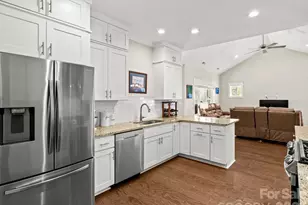 111 Ellis Ln, Arden, NC 28704 - Photo 15