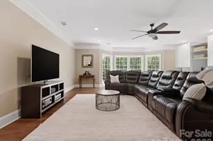 809 Savile Ln, Fort Mill, SC 29715 - Photo 23