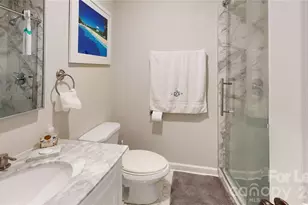 640 Manhasset Rd, Charlotte, NC 28209 - Photo 13