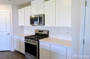 107 Tallulah Ct, Statesville, NC 28625 - Photo 7