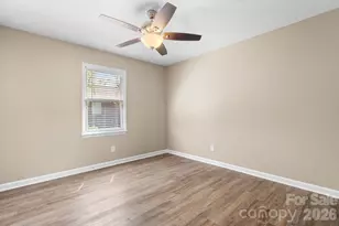 525 12th Street SW, Hickory, NC 28602 - Photo 11