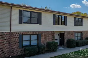 525 12th Street SW, Hickory, NC 28602 - Photo 1