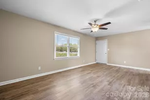 525 12th Street SW, Hickory, NC 28602 - Photo 3