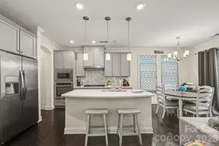 11707 Clems Branch Dr, Charlotte, NC 28277 - Photo 3