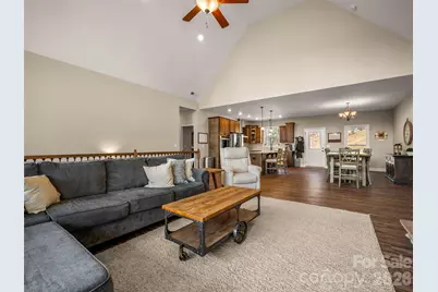 666 Never Blue Road, Flat Rock, NC 28731 - Photo 15