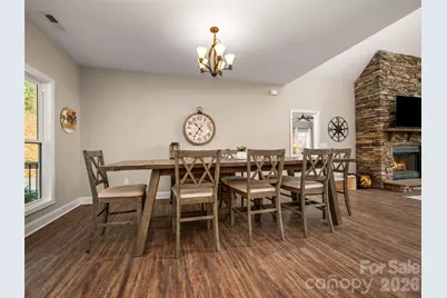 666 Never Blue Road, Flat Rock, NC 28731 - Photo 11