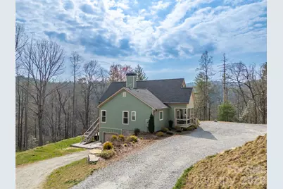 666 Never Blue Road, Flat Rock, NC 28731 - Photo 3