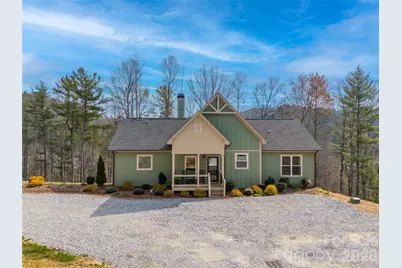 666 Never Blue Road, Flat Rock, NC 28731 - Photo 5