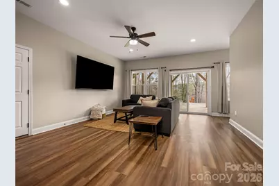 666 Never Blue Road, Flat Rock, NC 28731 - Photo 27