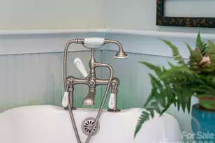 39 Oak Hollow Dr, Asheville, NC 28805 - Photo 35