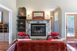 39 Oak Hollow Dr, Asheville, NC 28805 - Photo 7