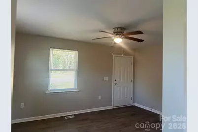 509 Skipwith Place, Charlotte, NC 28217 - Photo 3