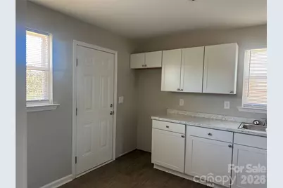 509 Skipwith Place, Charlotte, NC 28217 - Photo 7
